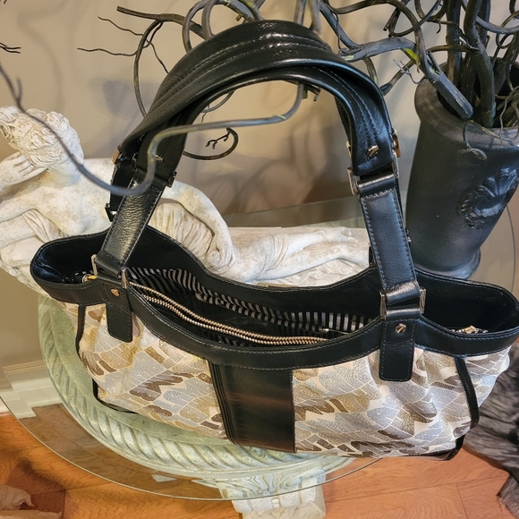 L.A.M.B. by Gwen Stefani Gold Glam Satchel Shoulder Tote Luxury Designer #551 - Picture 7 of 17